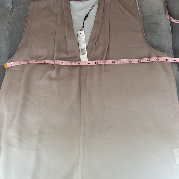 T Tahari Beige and Cream Sleeveless Blouse NWT - Picture 4 of 6